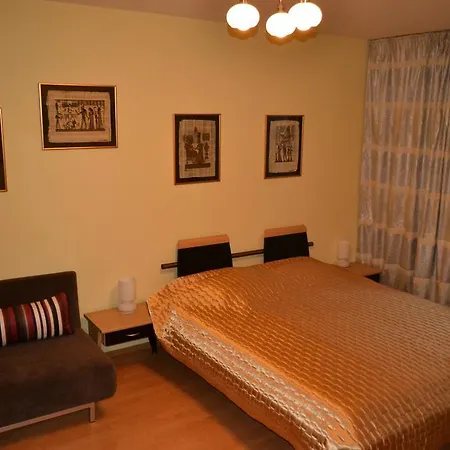 Gold Studio Deluxe * Bukarest